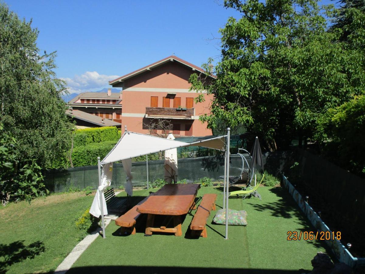 Rainbow House Appartement Esino Lario Buitenkant foto