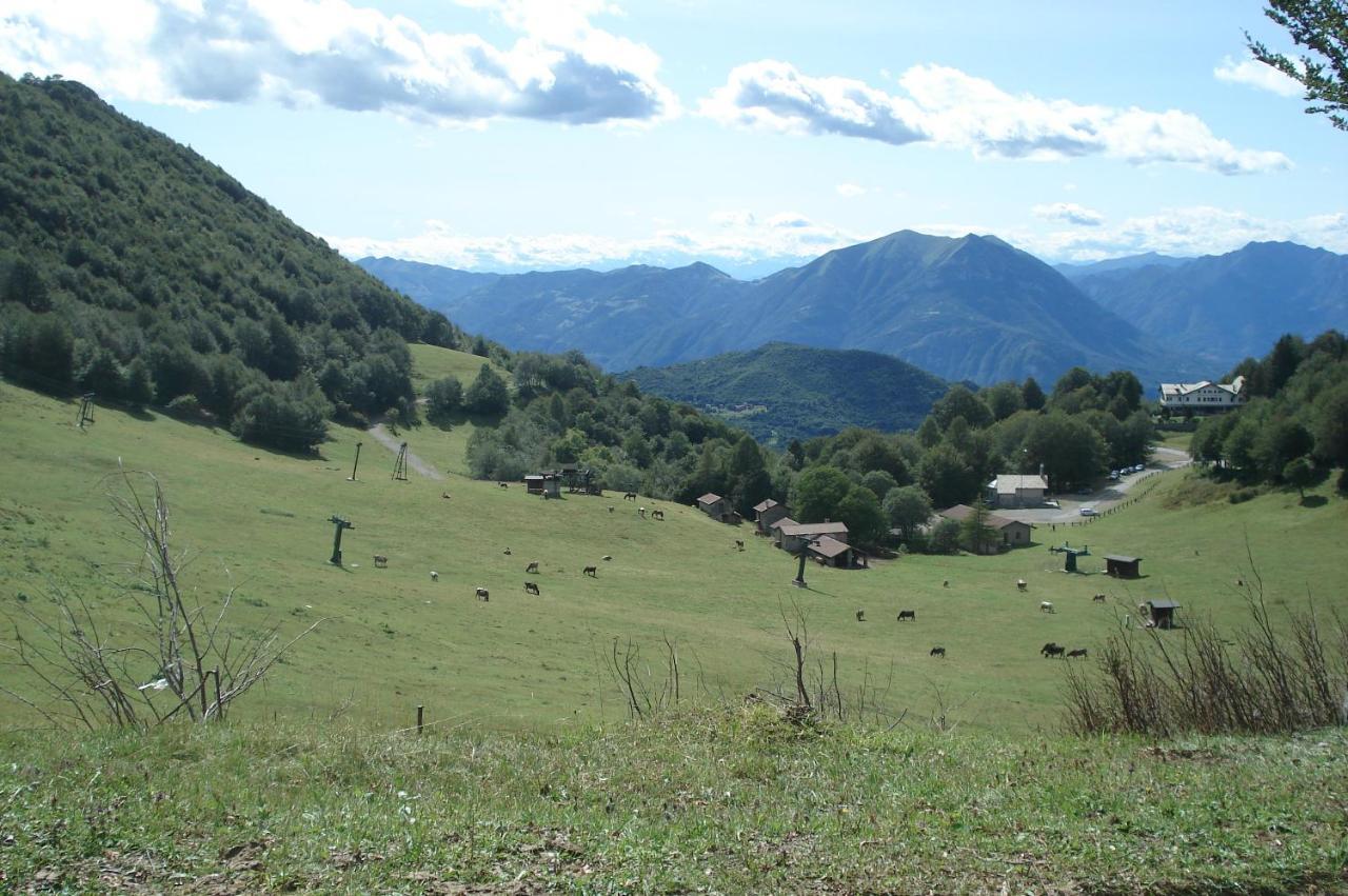 Rainbow House Appartement Esino Lario Buitenkant foto