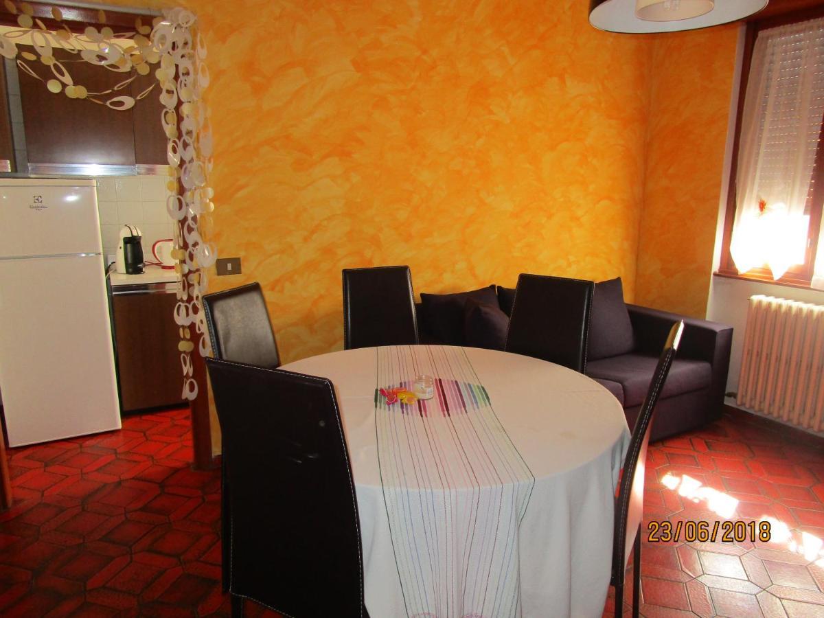 Rainbow House Appartement Esino Lario Buitenkant foto