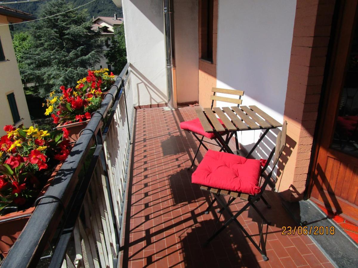 Rainbow House Appartement Esino Lario Buitenkant foto